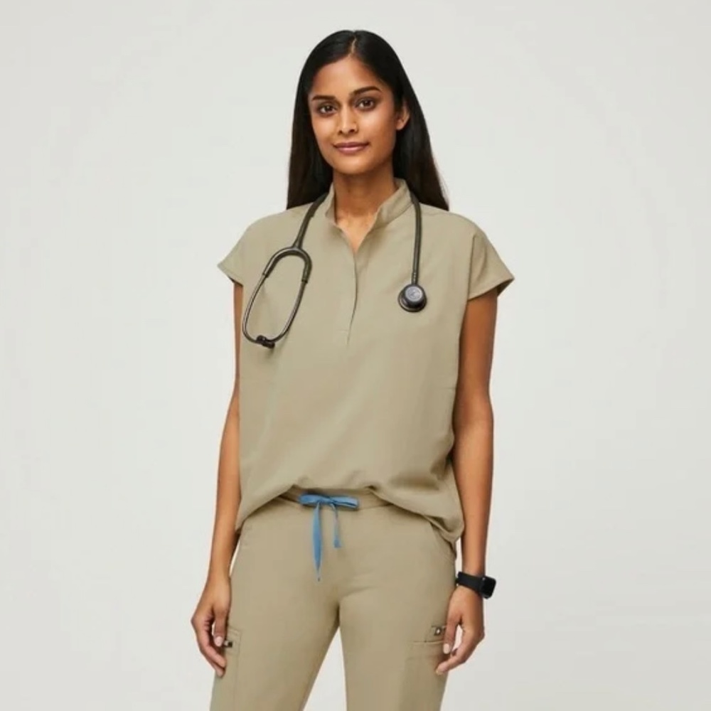 FIGS Rafaela Oversized Scrub Top - Sandstone